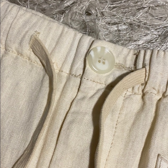 Free people ecru linen shorts - Picture 3 of 6